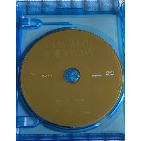 Snow White and the Huntsman (Blu-ray/DVD) - No Digital Code. - Picture 3 of 6